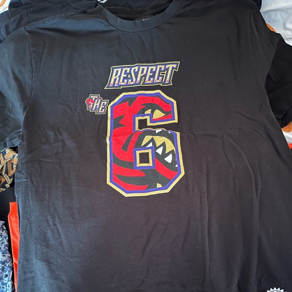 Mitchell & Ness Raptors Shirt - Picture 1 of 2